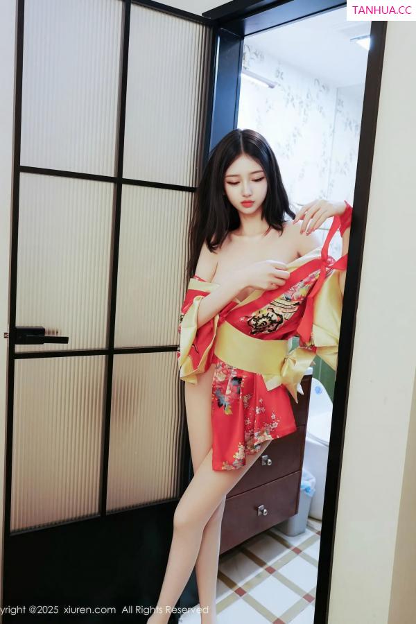   [XiuRen]高清写真图 2025.12.25 No.11155 白小蝶 超薄白丝第24张图片